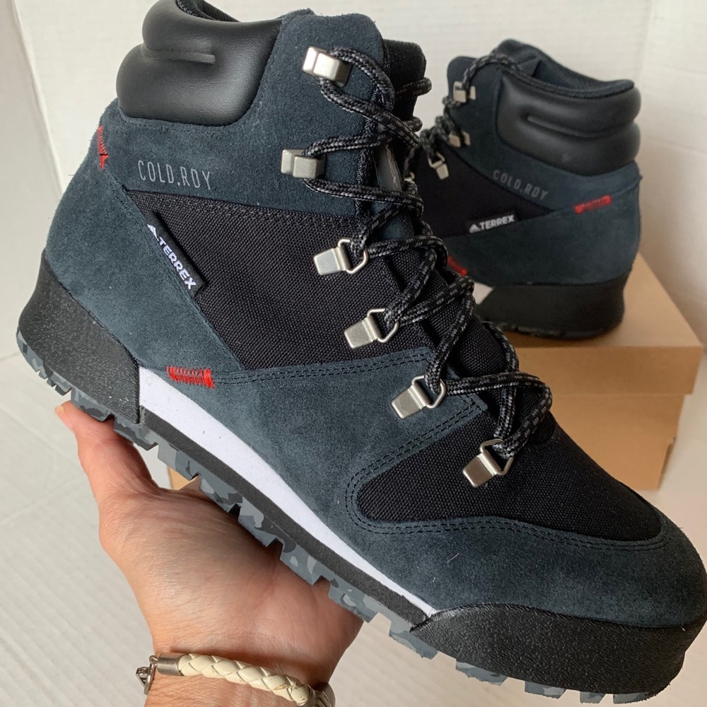 Adidas Terrex Snowpitch Hiking Boots Men 9 FV7957